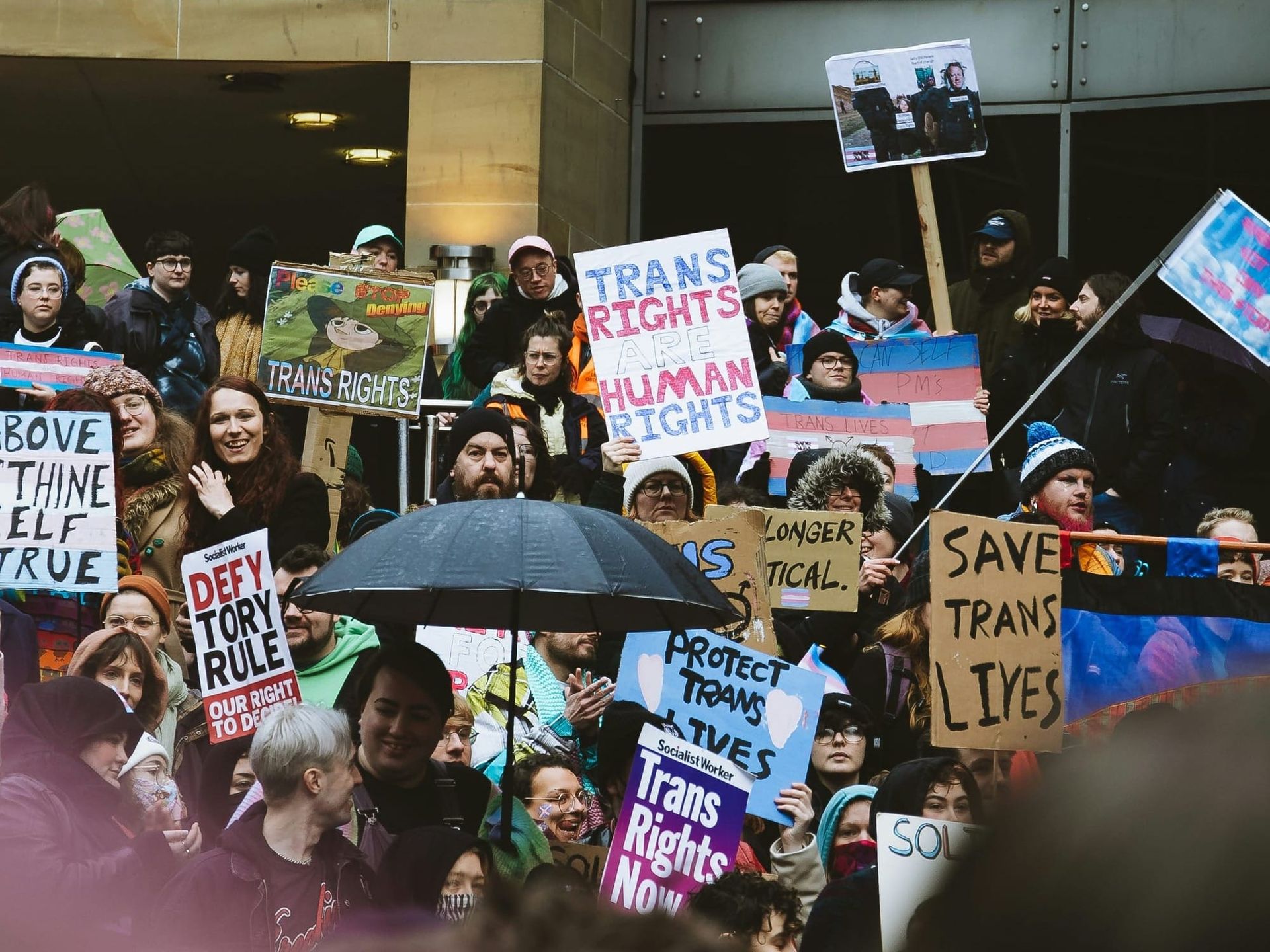 20,000 urge Ofcom to take action over transphobia on TalkTV