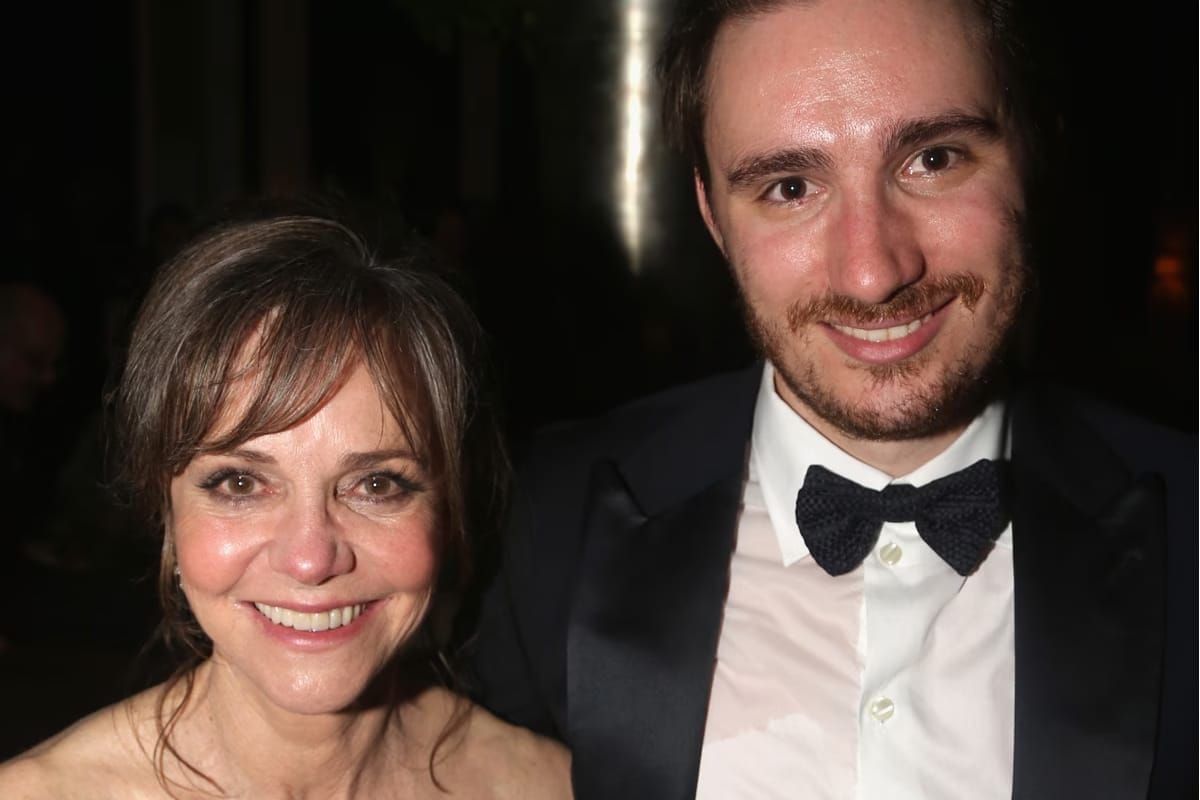“Not this hideous b*tch again”: Sam Greisman, son of Sally Field, slams Kim Davis over same-sex marriage appeal