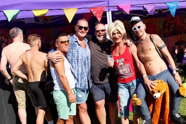 PICTURE DIARIES: Bears! Bears! Bears!