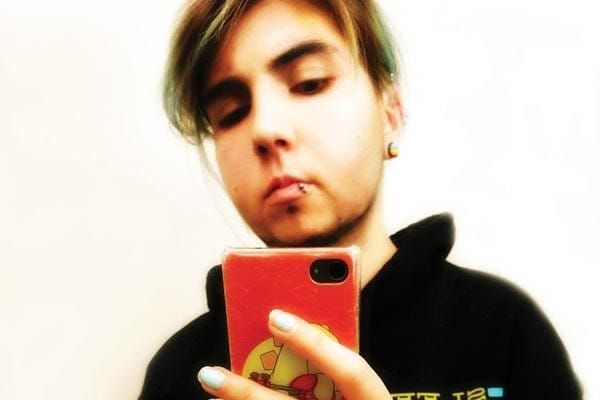 FEATURE: Confessions of a trainee drag teen