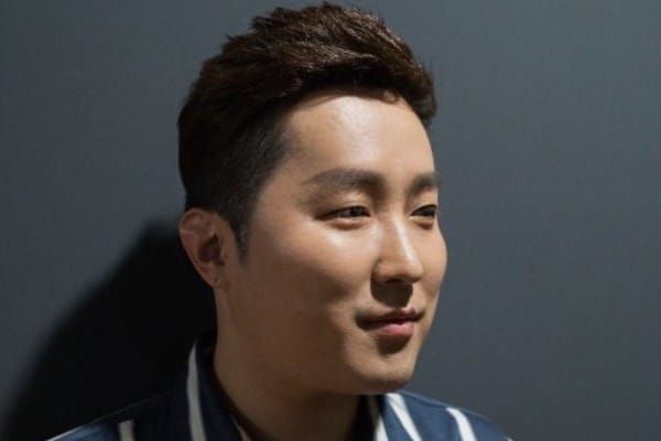 Gay Korean Celebrities  – K-pop singer first to come out as gay in 20 years