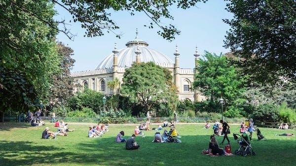 Work begins to improve lighting in Royal Pavilion Garden