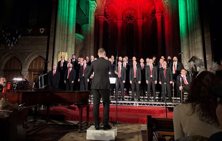 REVIEW: Actually Gay Men’s Chorus – ‘Home for Christmas’