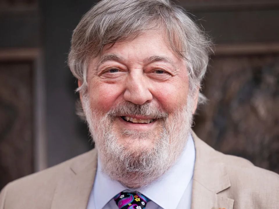 Stephen Fry says JK Rowling is a "lost cause" who has been "radicalised by TERFS"