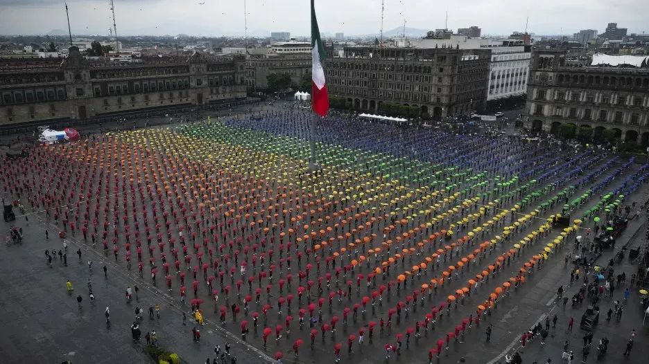LGBTQ+ activists gather in Mexico City to create “world’s largest human LGBTQ+ flag”