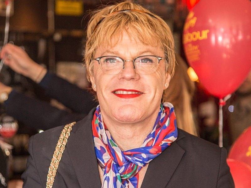 Suzy Izzard awarded honorary doctorate by University of Sussex for arts and activism