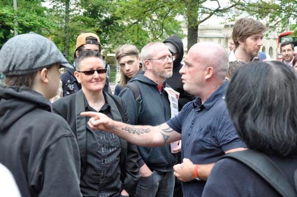 English Defence League lay wreath at Brighton War Memorial
