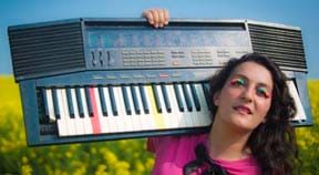 TRAUMFRAU: New Year’s Eve Extravaganza