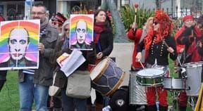 ‘To Russia with love’, solidarity demo in central Brighton on first day of Sochi Olympics
