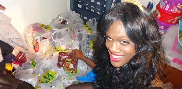 Pinky helps the homeless