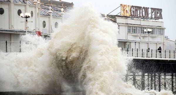 Be safe this Christmas – stay away from the sea!