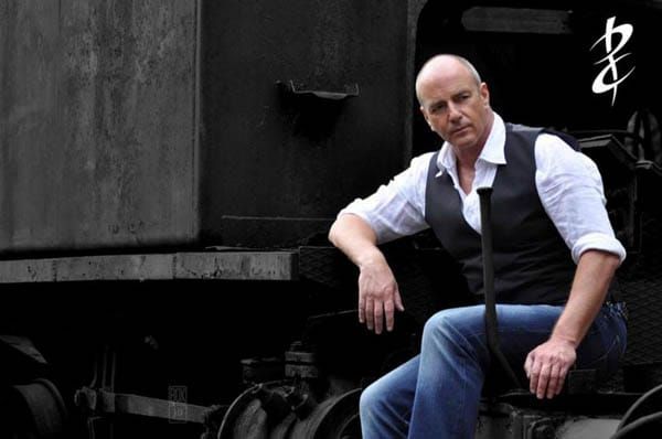 INTERVIEW: Peter Cox – An 80s Icon!