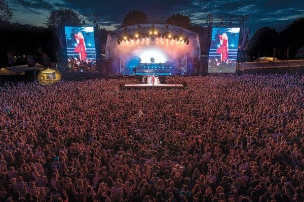 Brighton Pride 2019 raises £217,432.50 for local good causes