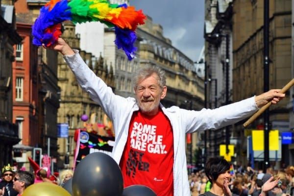 Ian McKellen shares message of support for JoJo Siwa