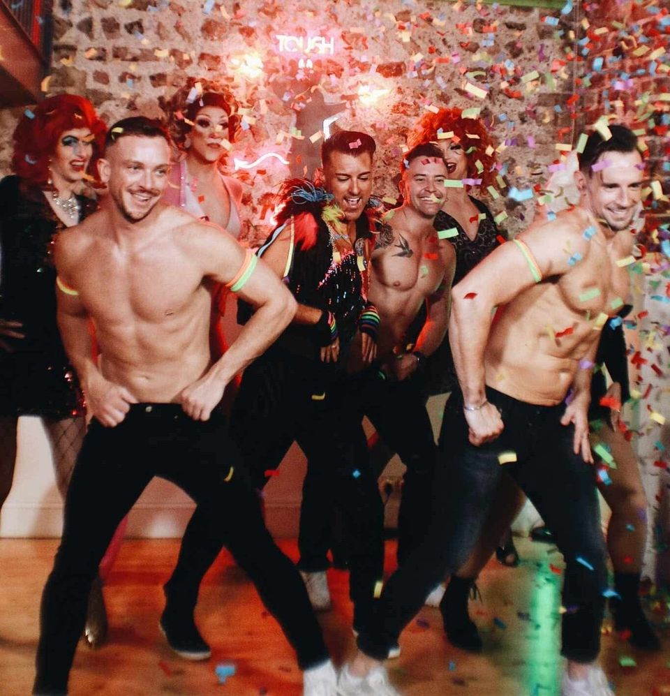 Allan Jay returns with ‘Club Tropicana’, a sizzling, high-energy summer single