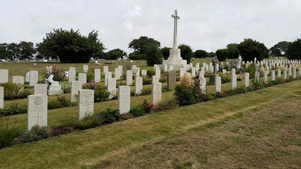 Commonwealth War Graves