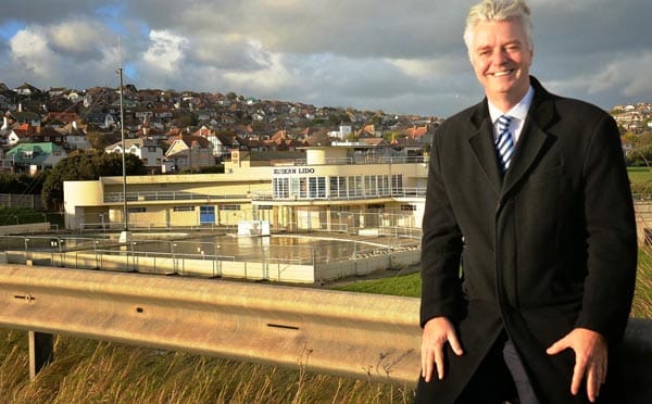 Simon Kirby MP for Brighton Kemptown & Peacehaven at Saltdean Lido