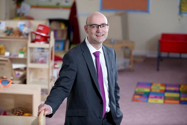 Dr Jonathan Glazzard,