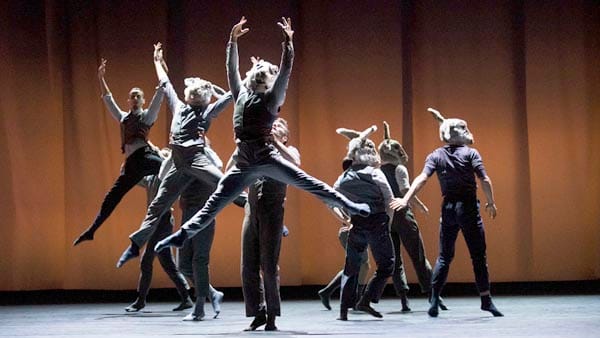 Photo © Tristram Kenton 