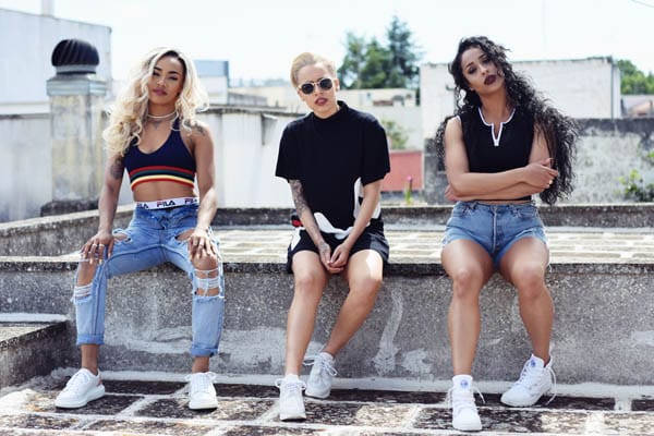 Stooshe