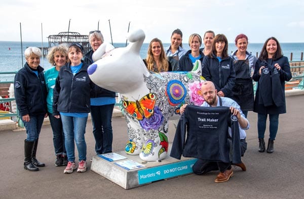 Photo by Liz Finlayson/Vervate: Martlets Snowdogs by the Sea campaign - The Salt Room and The Coal Shed are sponsoring The Martlets Trail Makers - Trail makers are picture here with staff from the Salt Room with Bobby the Snowdog