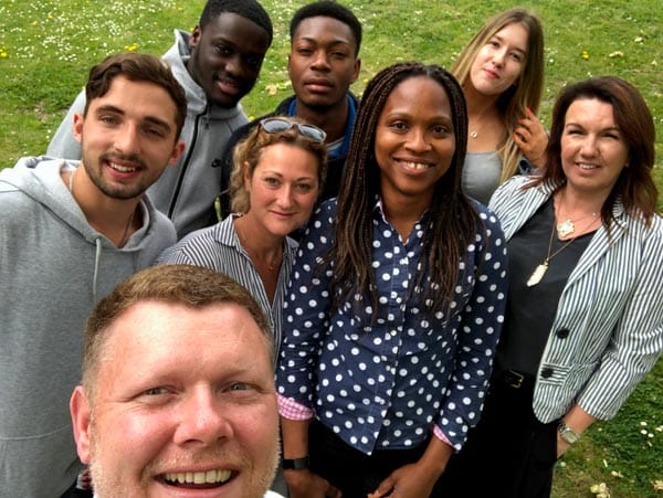 Dan Bennett (forefront) with marketing students