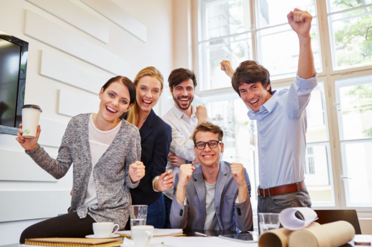 Impact of peer-to-peer employee recognition on engagement