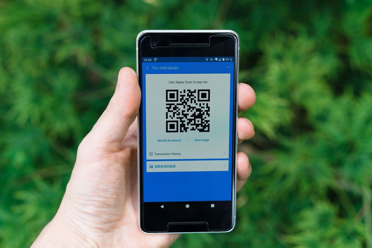 A QR code dilemma ... how do YOU use them?