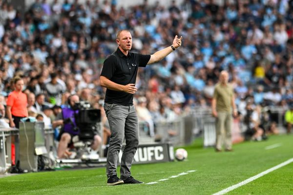 MNUFC head coach Cameron Knowles directs traffic against Vancouver.
