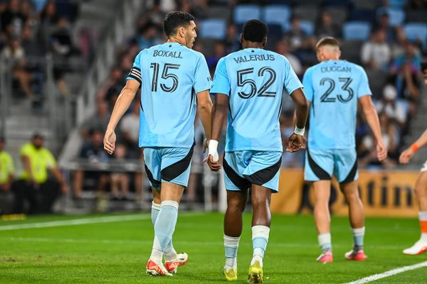 Loons defenders Michael Boxall, Cherrion Valerius, and Morris Duggan, pictured here against Houston last week. Image credit: Dan Mick