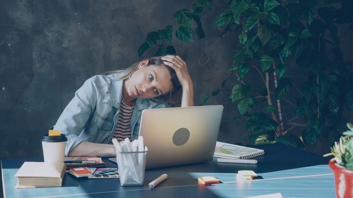 Facial Redness and Stress: What Your Flush Reveals and the Foods That Calm It