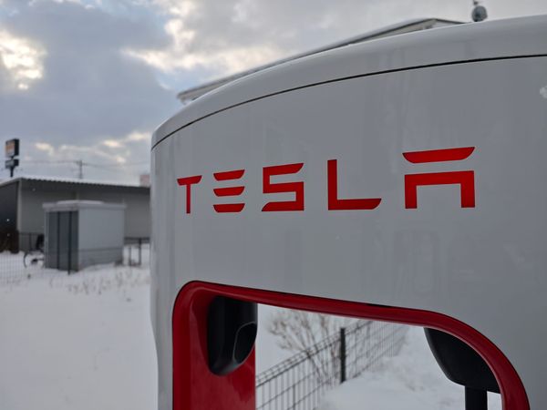 冬の福島スキー旅！テスラ モデルYで快適ロングドライブ＆雪道走破