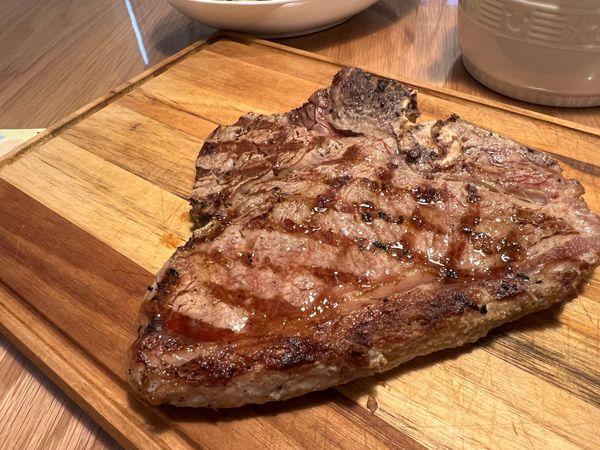 「炭より熱いぜ！“直火 vs. 遠火”で広がる我が家のBBQワールド」