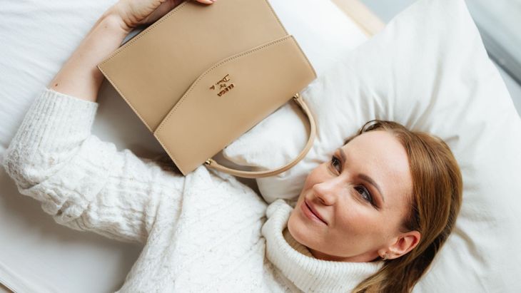 Jak pečovat o koženou kabelku v zimě: kompletní průvodce