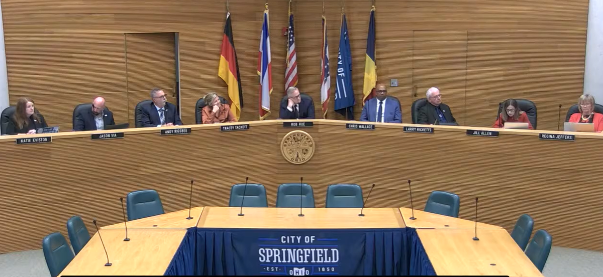 SPRINGFIELD OFFICIALS CONFRONT CHRONIC SKEPTICISM OVER EXECUTIVE STATE INVESTIGATION AND CONTROVERSIAL LAND CONTRACT