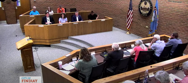 Frische Stands Alone In Findlay