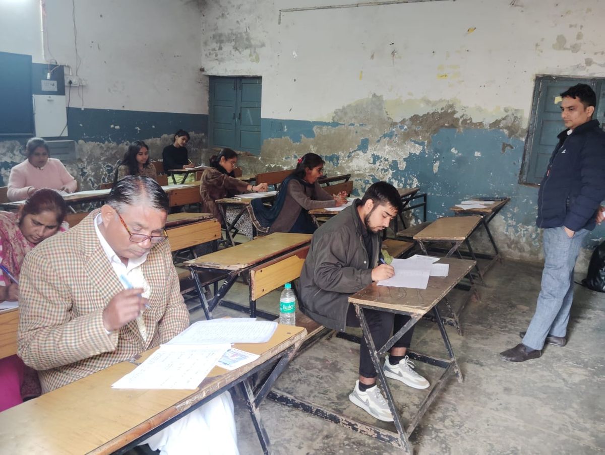 पाली भाषा भाग 1की परीक्षा हुई शान्तिपूर्ण सम्पन्न - अमित गौतम