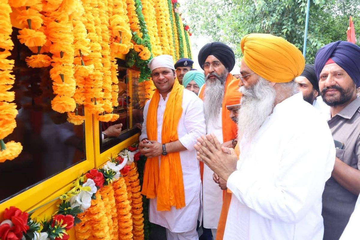 पलवल में सामाजिक समरसता मंच द्वारा "साका-ए-चांदनी चौक" यात्रा का भव्य स्वागत