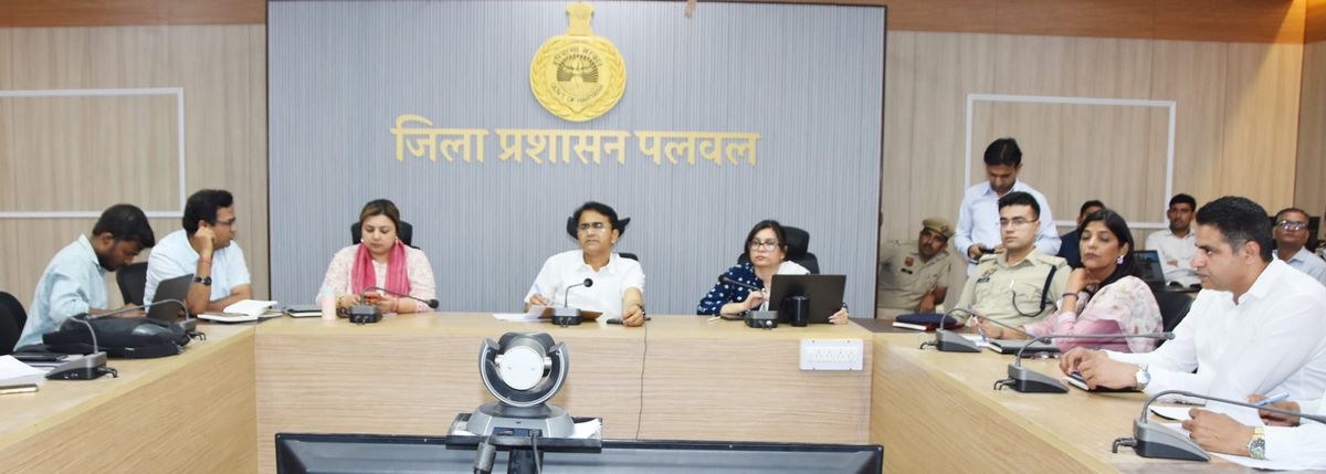 सोमवार 4 मई तक सभी लंबित शिकायतों का करवाएं समाधान : उपायुक्त