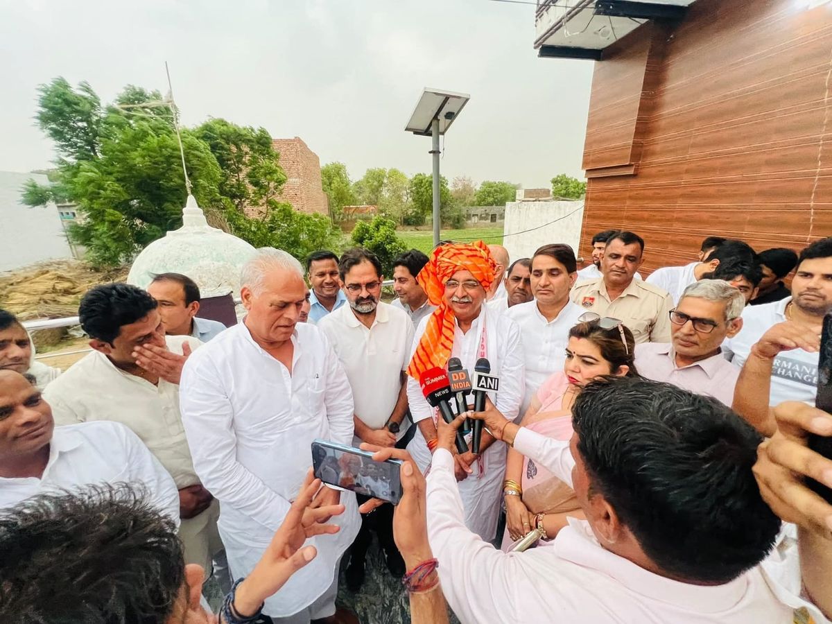 सही वोट को कटने नहीं देंगे और गलत व्यक्ति का नाम जुड़ने दिया जाएगा - राव नरेंद्र सिंह