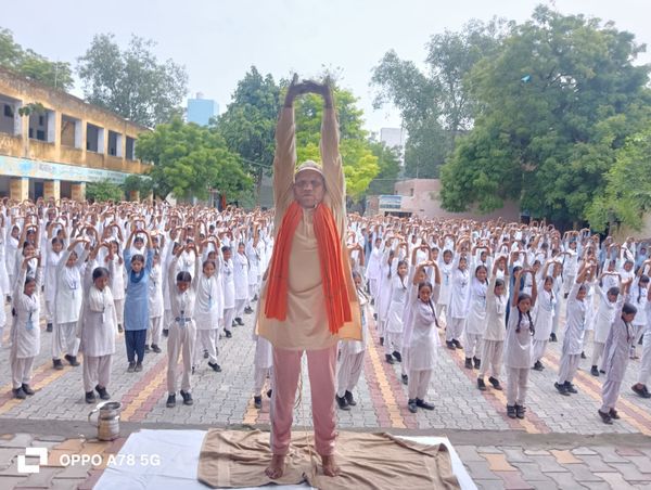 योग विज्ञान एवं चिकित्सा शिविर का हुआ आयोजन