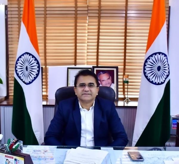 पलवल में हाईवे और सर्विस लाइन पर वाहन खड़े करने पर की जाएगी सख्त कार्रवाई