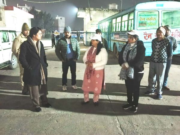 पलवल एसडीएम ज्योति ने रैन बसेरों का किया निरीक्षण - जरूरतमंदों को वितरित किए कंबल व भोजन