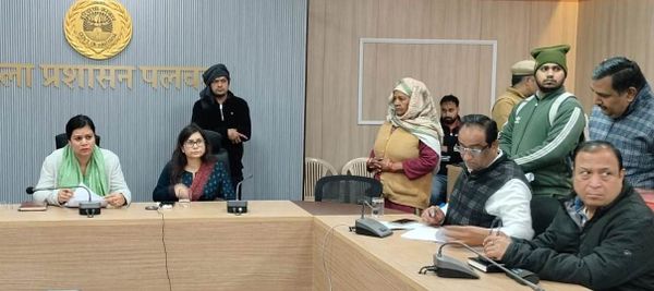 एसडीएम ज्योति ने समाधान शिविर में सुनी आमजन की शिकायतें
