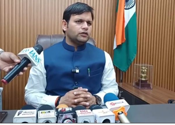 पलवल में आगरा चौक से न्यू कॉलोनी तक 18 करोड़ की मॉडल रोड परियोजना शुरू - गौरव गौतम