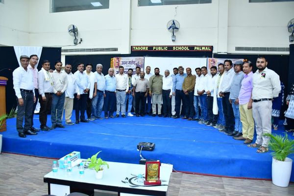 हिन्दी पत्रकारिता के प्रथम अखबार ‘उदन्त मार्तण्ड’ को समर्पित भव्य पत्रकार सम्मान समारोह