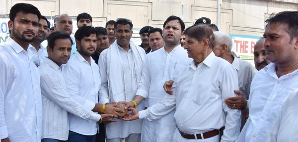 खेल मंत्री गौरव गौतम ने वार्ड 10 में पांच करोड़ रुपए के विकास कार्यों का किया शिलान्यास