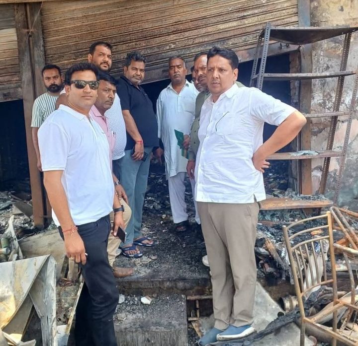 व्यापार मंडल पलवल ने दुकान में लगी आग के मुआवजे को लेकर मुख्यमंत्री से की गुहार