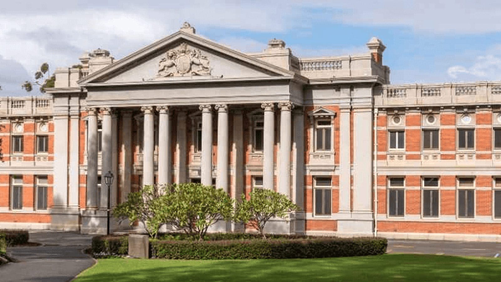 Exterior of the Supreme Court of Western Australia building