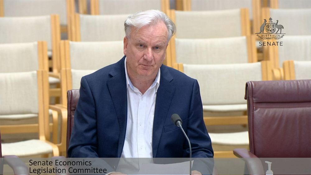 Greg Jericho loses his press gallery pass an hour after calling Hanson's questions too soft